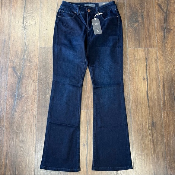 🆕 The Limited, curvy boot cut jeans SZ 6 - Picture 2 of 5